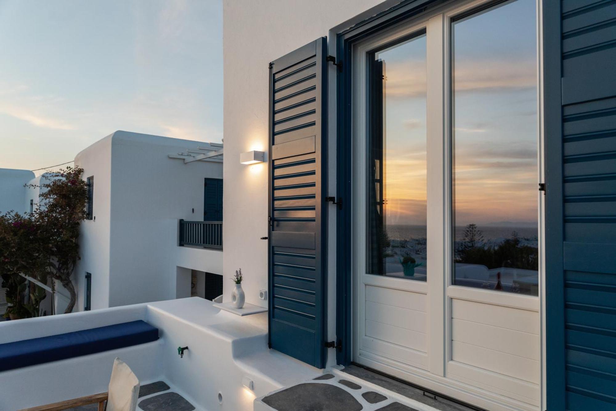 Callisti Mykonos Town With Pool View And Calypso Upper Floor With Sea View 外观 照片